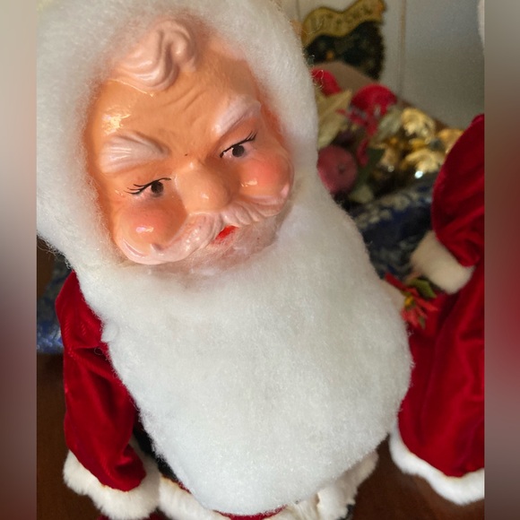 Vintage Santa Claus & Miss Clause Dolls - Picture 4 of 5